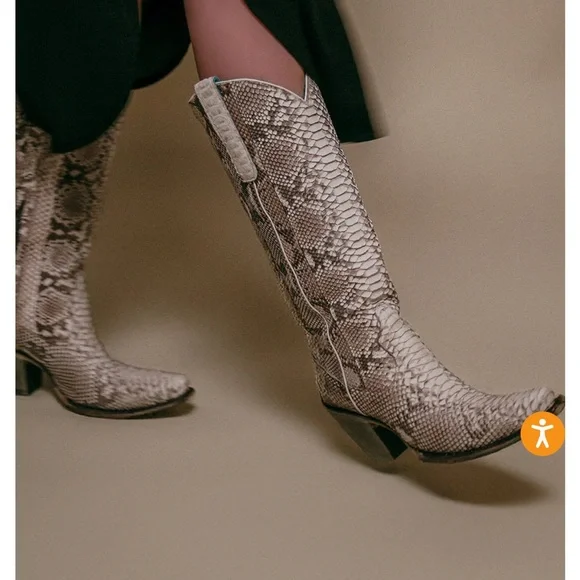 Genuine Snakeskin Leather Western Boots - Picture 2 of 6